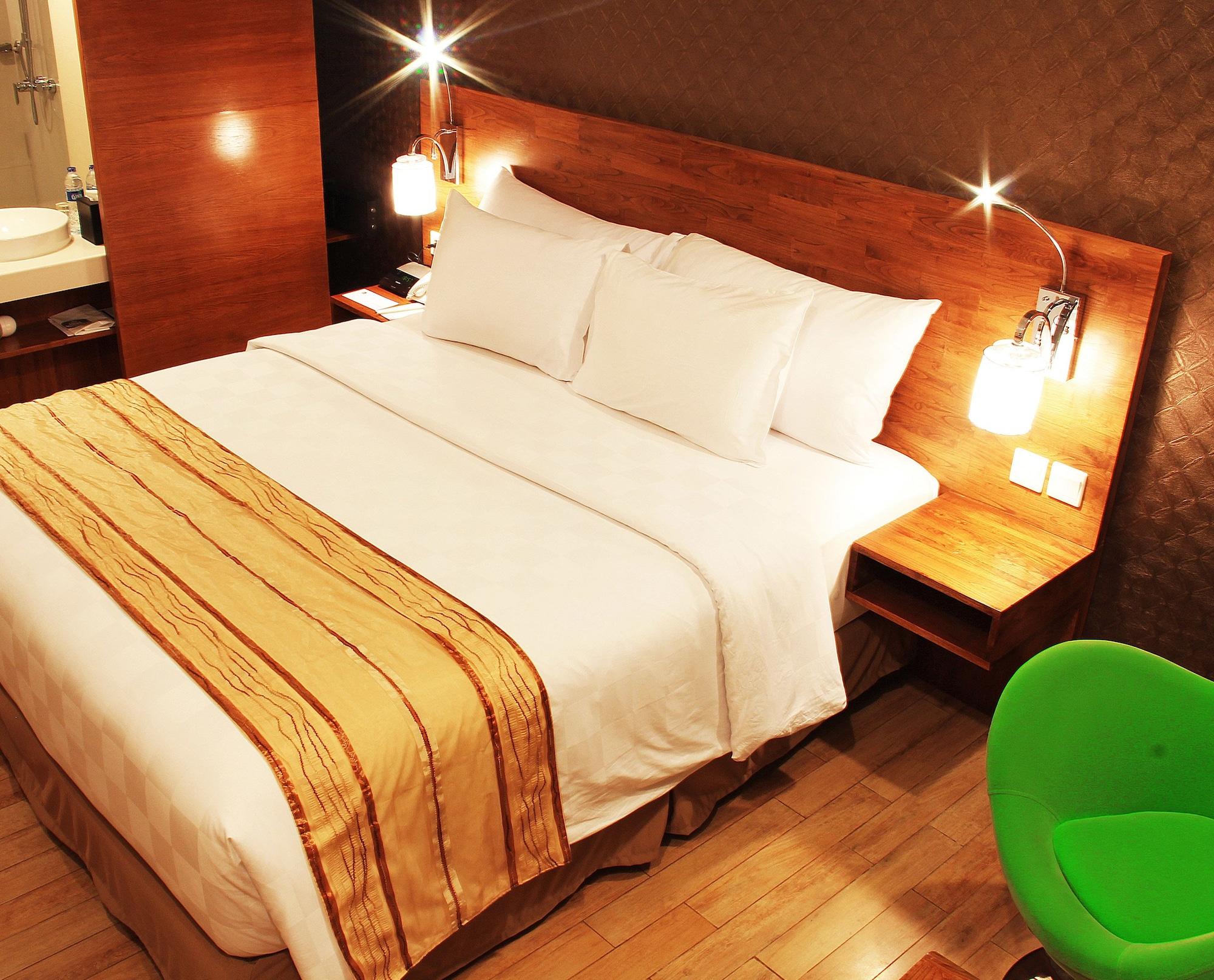 Hariston Hotel & Suites, Pluit - Giacarta Esterno foto