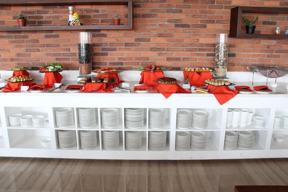 Hariston Hotel & Suites, Pluit - Giacarta Esterno foto