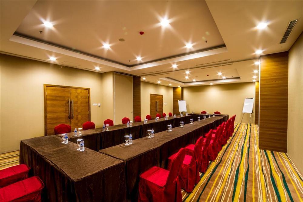 Hariston Hotel & Suites, Pluit - Giacarta Esterno foto