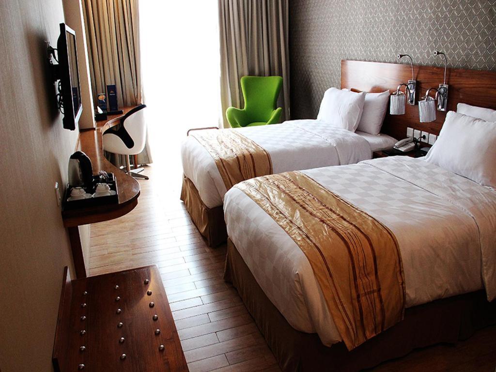 Hariston Hotel & Suites, Pluit - Giacarta Camera foto