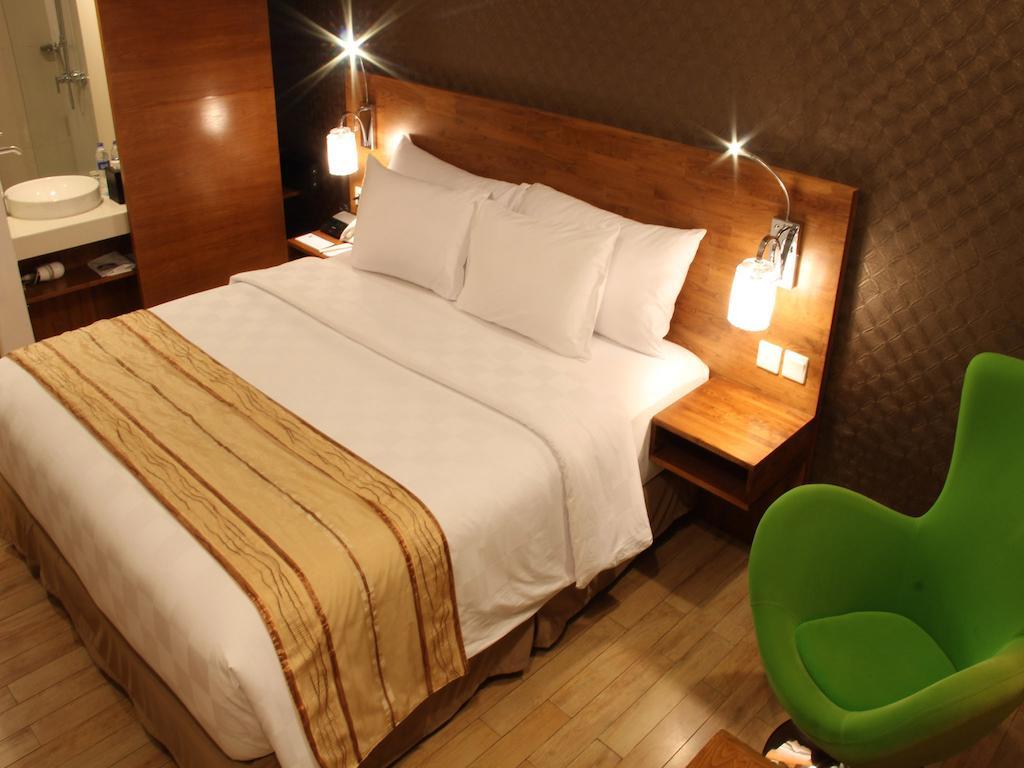 Hariston Hotel & Suites, Pluit - Giacarta Camera foto