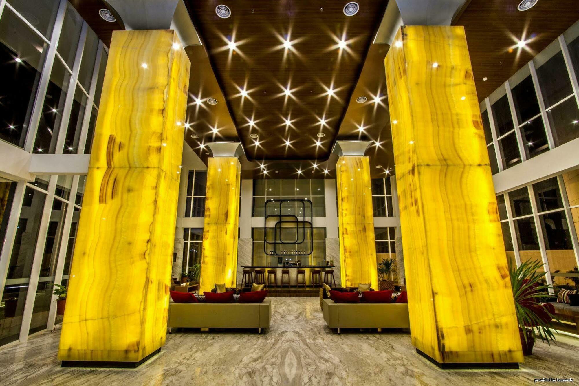 Hariston Hotel & Suites, Pluit - Giacarta Esterno foto